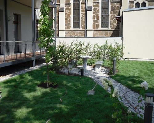 Dohnanyistraße 18-20